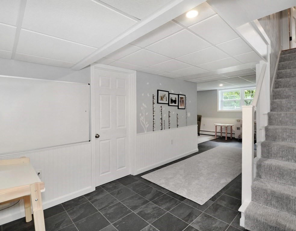 309 Lindsay Pond Road Concord, MA 01742 - Photo 28 of 38 Gallery Image 28