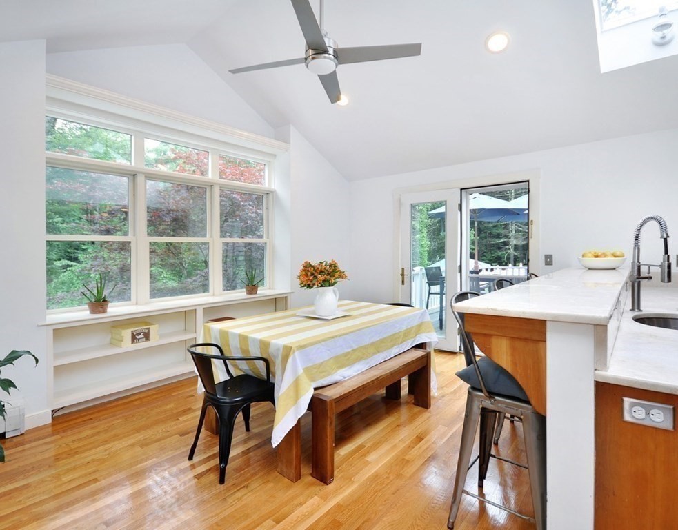 309 Lindsay Pond Road Concord, MA 01742 - Photo 4 of 38 Gallery Image 4