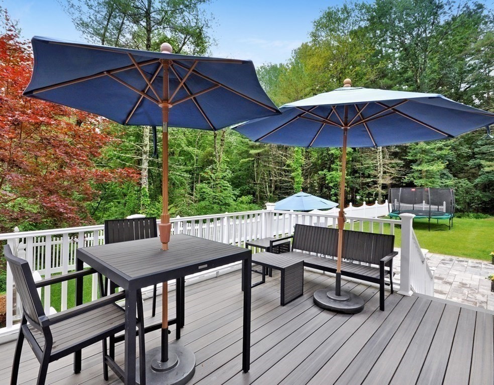 309 Lindsay Pond Road Concord, MA 01742 - Photo 9 of 38 Gallery Image 9