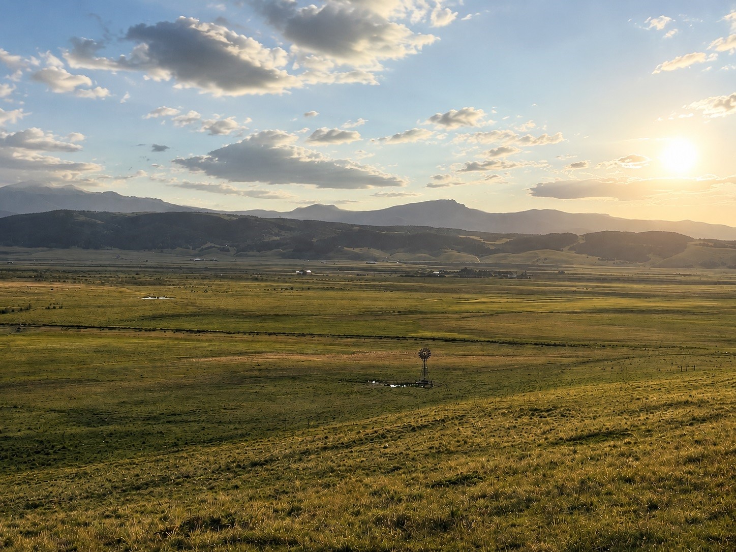 1327 Michigan Hill Road Jefferson, CO 80456 - Photo 2 of 9