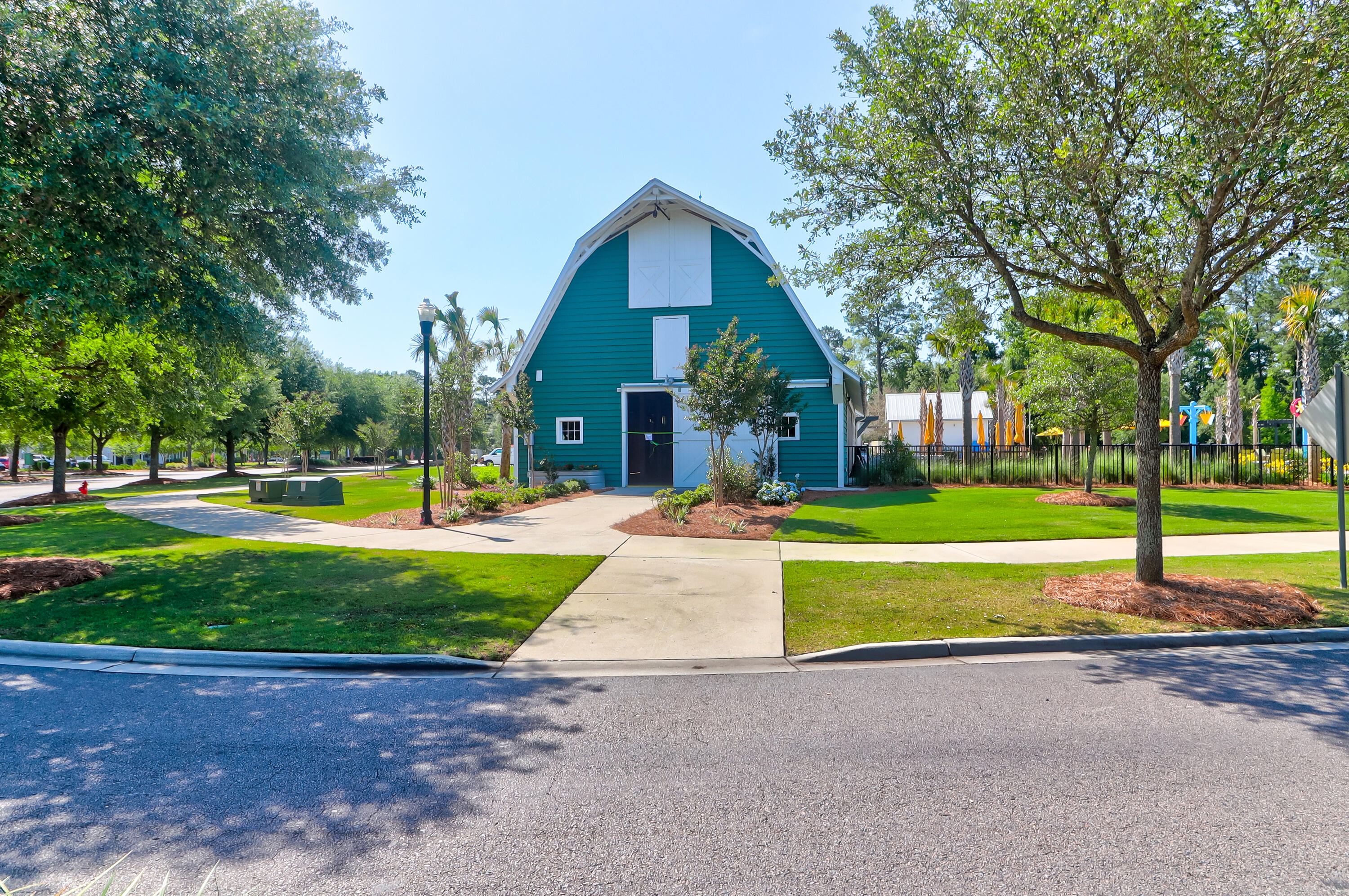 123 Hewitt Street Summerville, SC 29486 - Photo 49 of 82