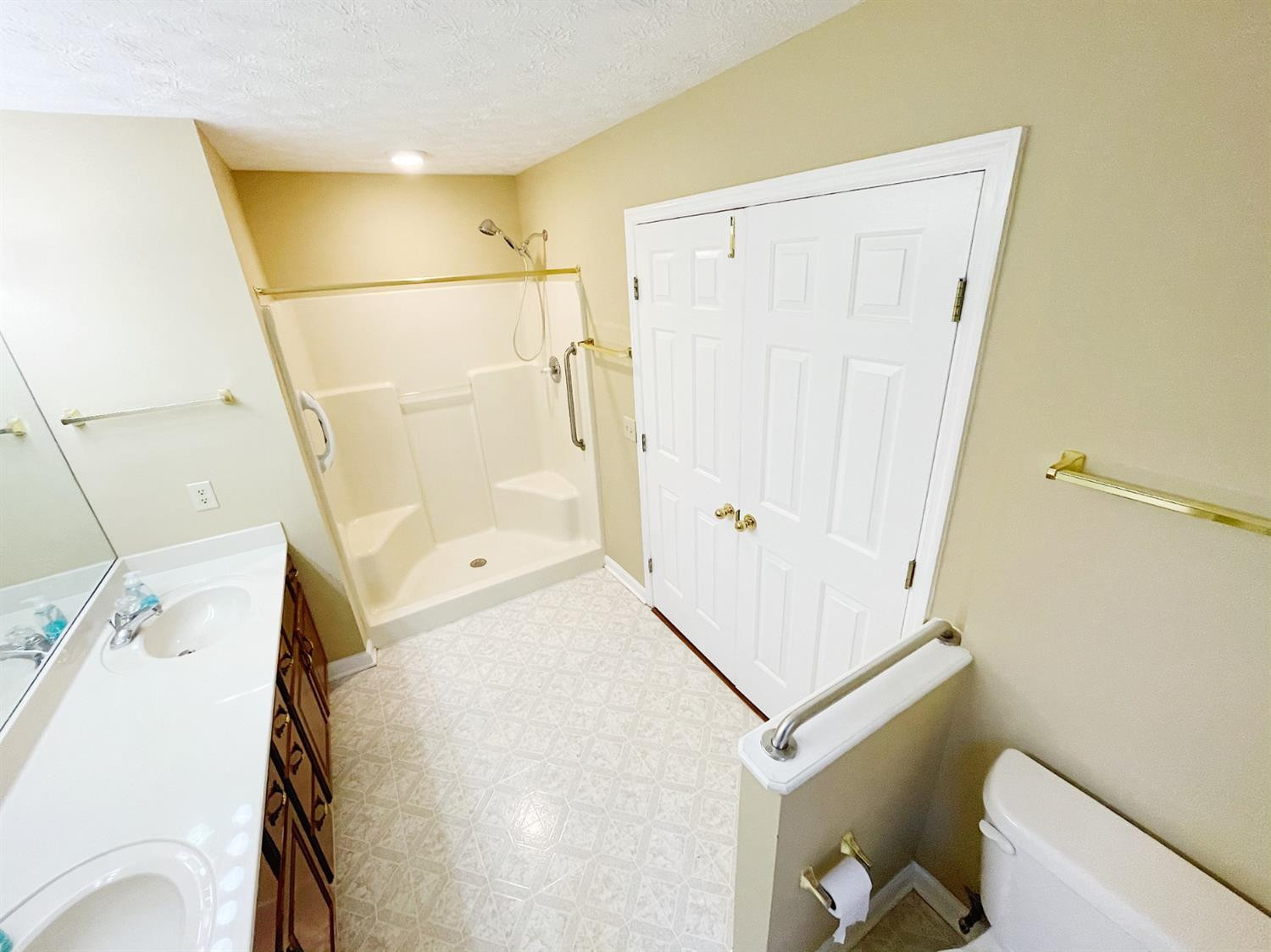 3020 Waco Road Lexington, KY 40503 - Photo 4 of 23 Photo 4