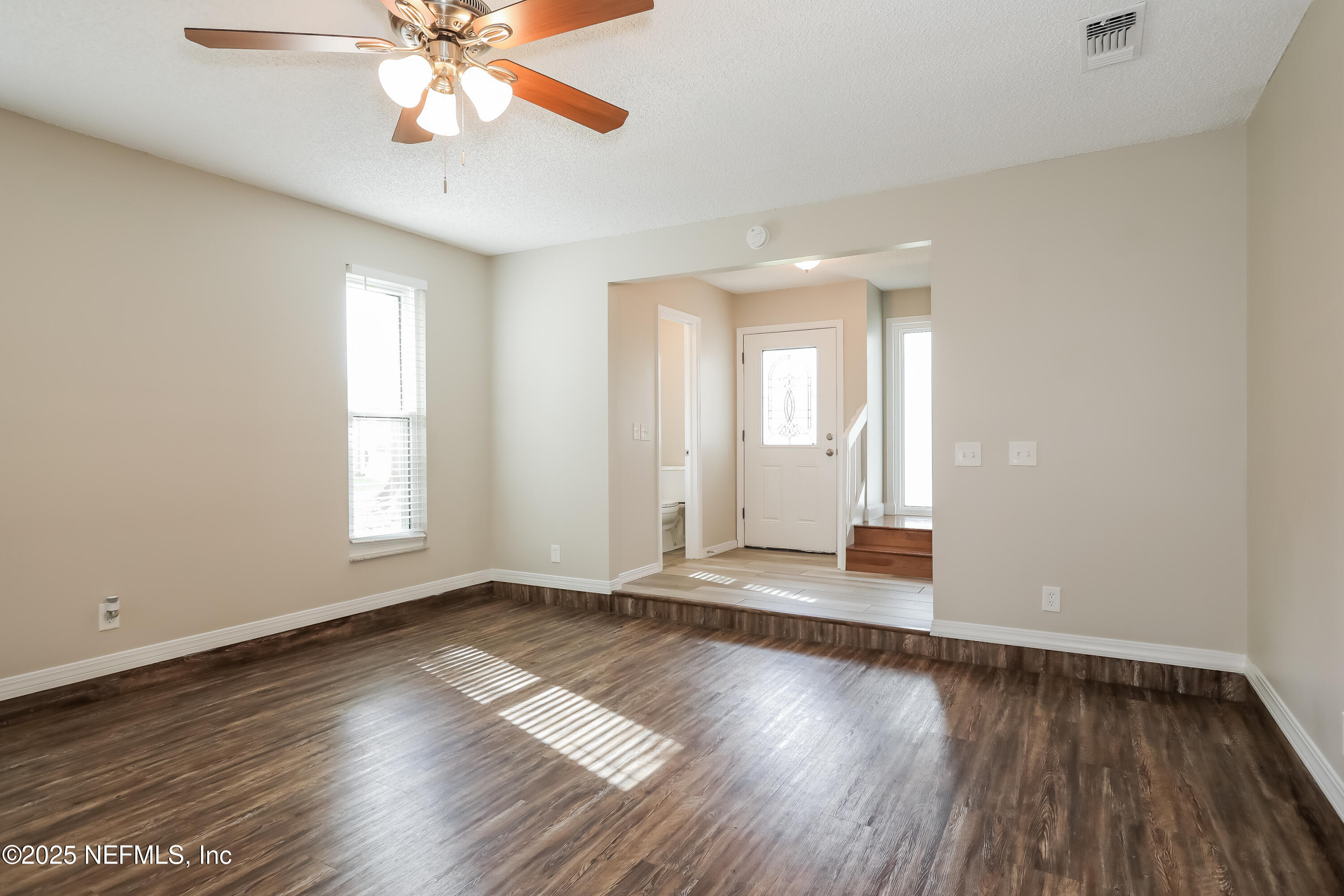 2158 Center Way Middleburg, FL 32068 - Photo 3 of 15 1000005.2158 Center Way - Living Room