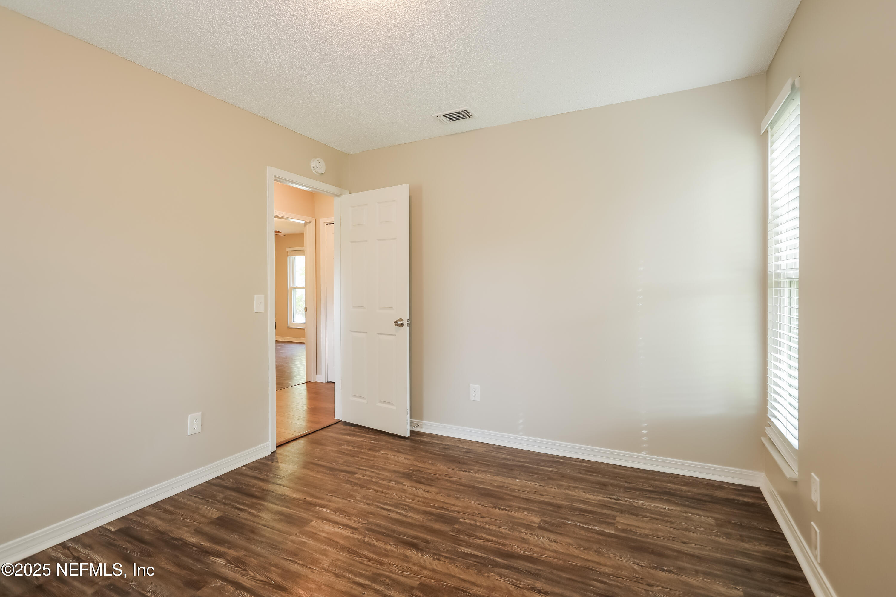 2158 Center Way Middleburg, FL 32068 - Photo 8 of 15 1000005.2158 Center Way - Bedroom