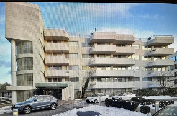 a car parked in front of a building