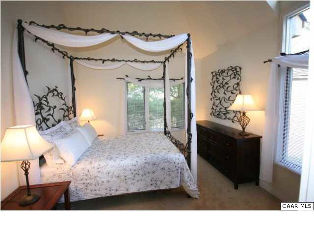 2012 Stone Rdg Wds Roseland, VA 22967 - Photo 10 of 19 a living room with a bed and furniture