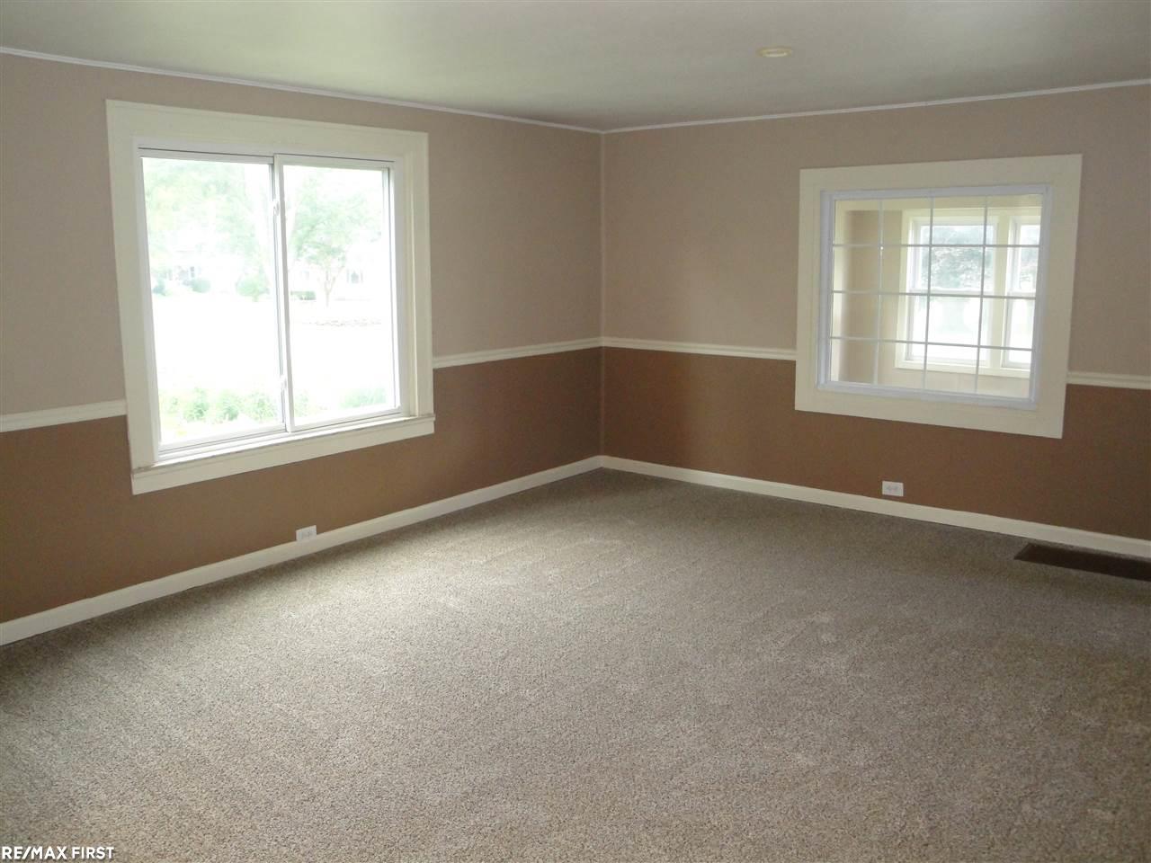 13935 Hough Road Allenton, MI 48002 - Photo 9 of 27 31355412-8.JPG