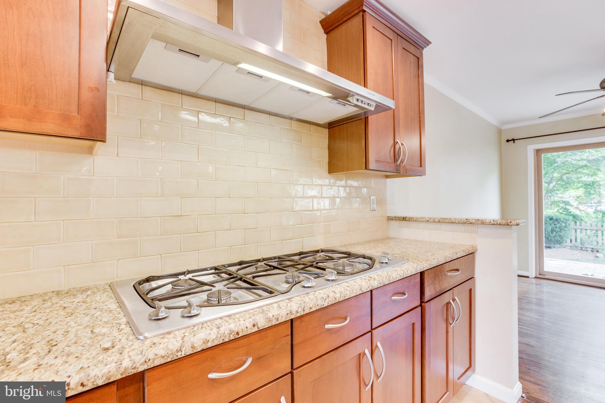 5600 Ravenel Lane Springfield, VA 22151 - Photo 7 of 71 Gallery Image 7