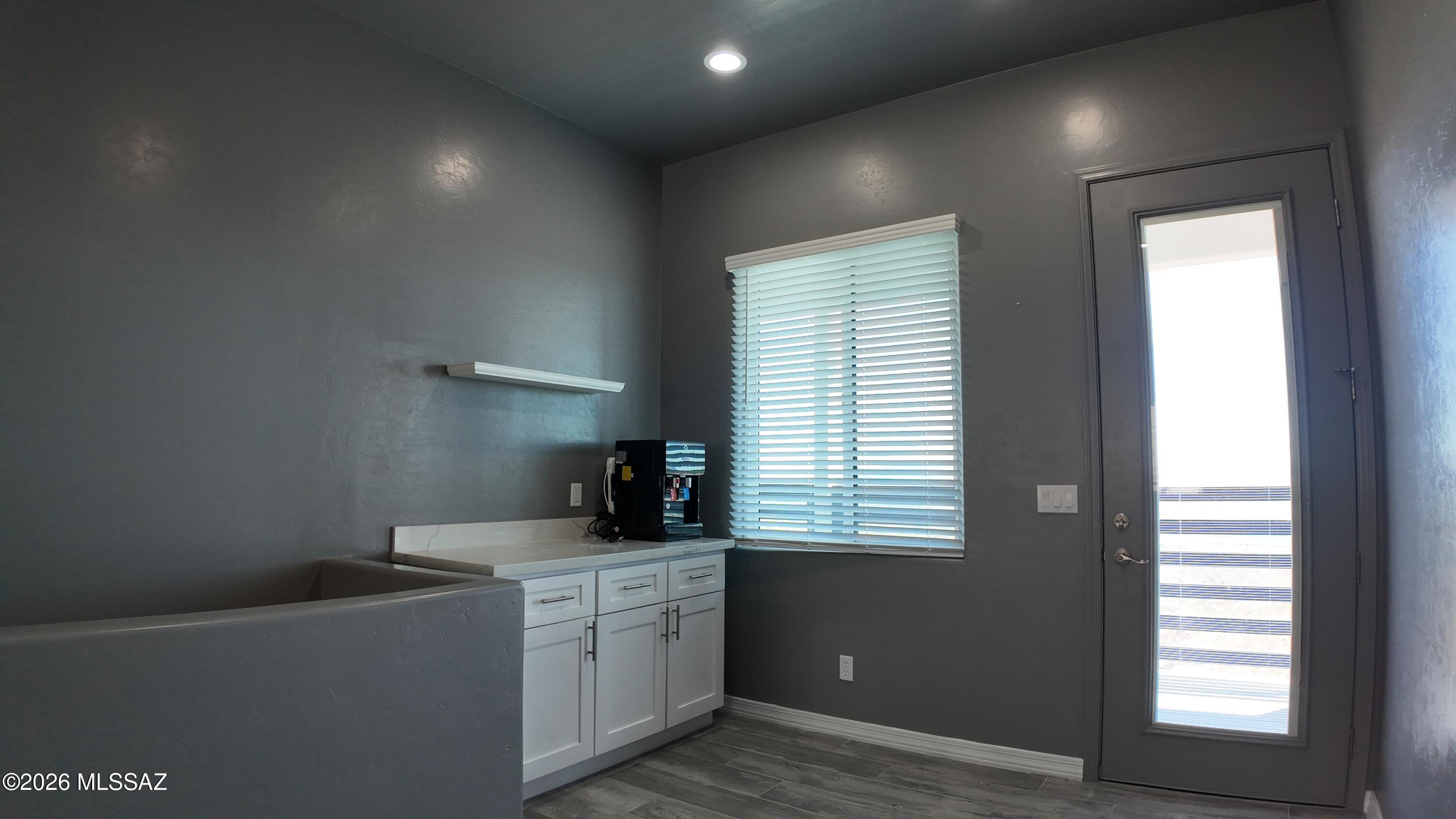 339 Circulo Chica Rio Rico, AZ 85648 - Photo 30 of 42 339 circulo area coffee area 27
