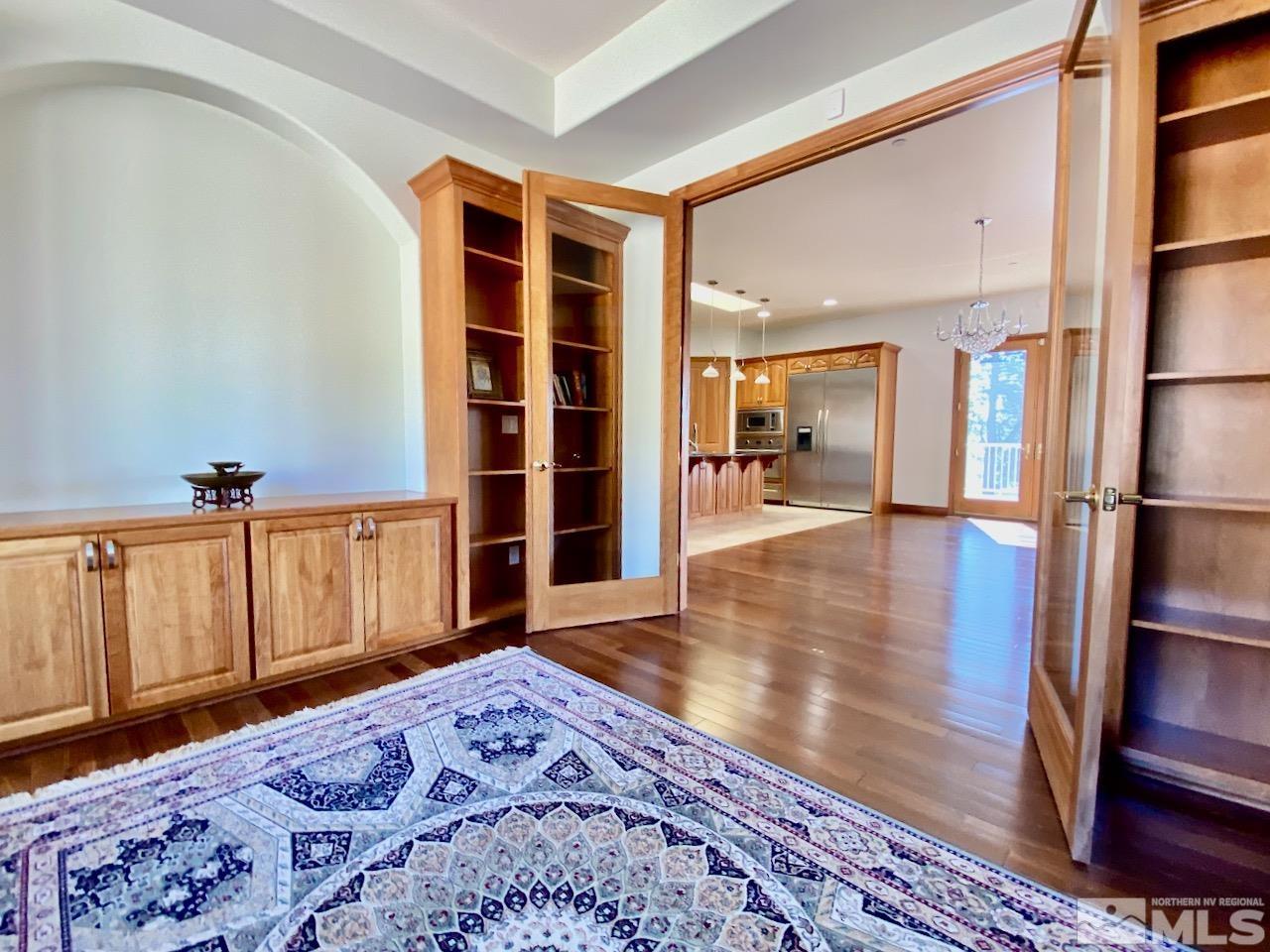 3807 Paradise View Carson City, NV 89703 - Photo 19 of 40 a view of a living room
