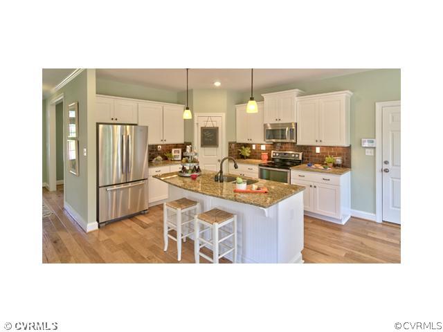 17901 Beach Road Chesterfield, VA 23838 - Photo 3 of 12