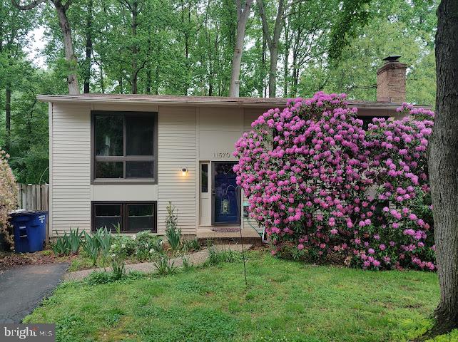 11570 Embers Court Reston, VA 20191 - Photo 2 of 21 Front