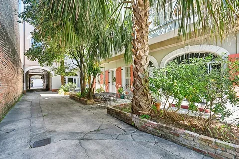 $699,000 | 831 St Louis Street, Unit H, New Orleans, LA 70112
