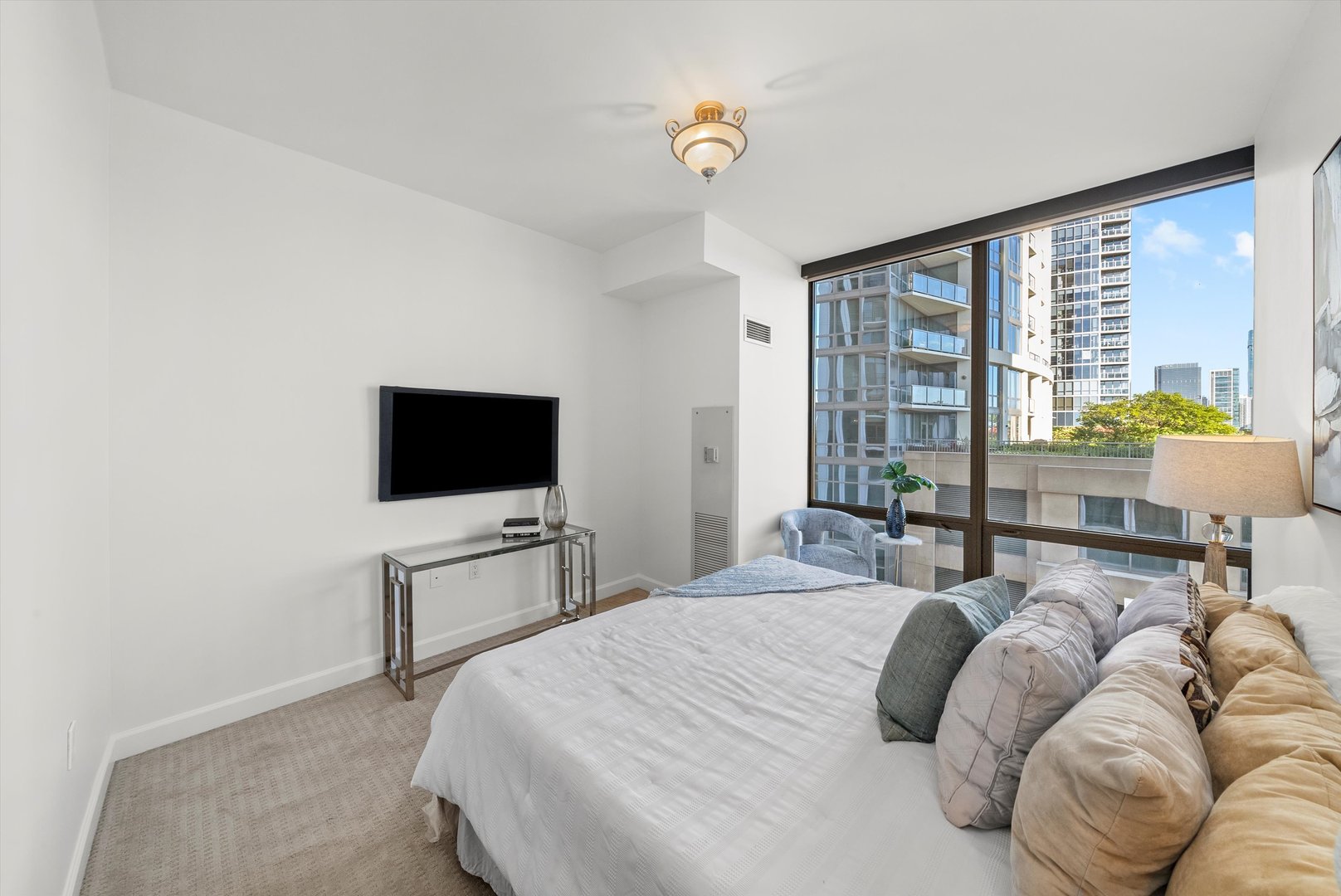 233 East 13th Street, Unit 601 Chicago, IL 60605 - Photo 21 of 34