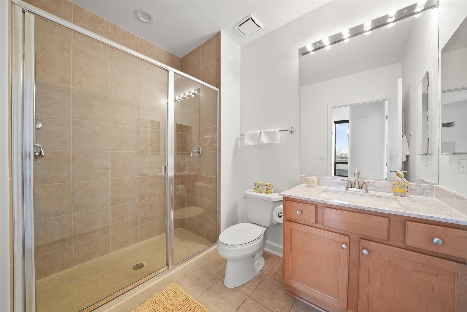 233 East 13th Street, Unit 601 Chicago, IL 60605 - Photo 23 of 34