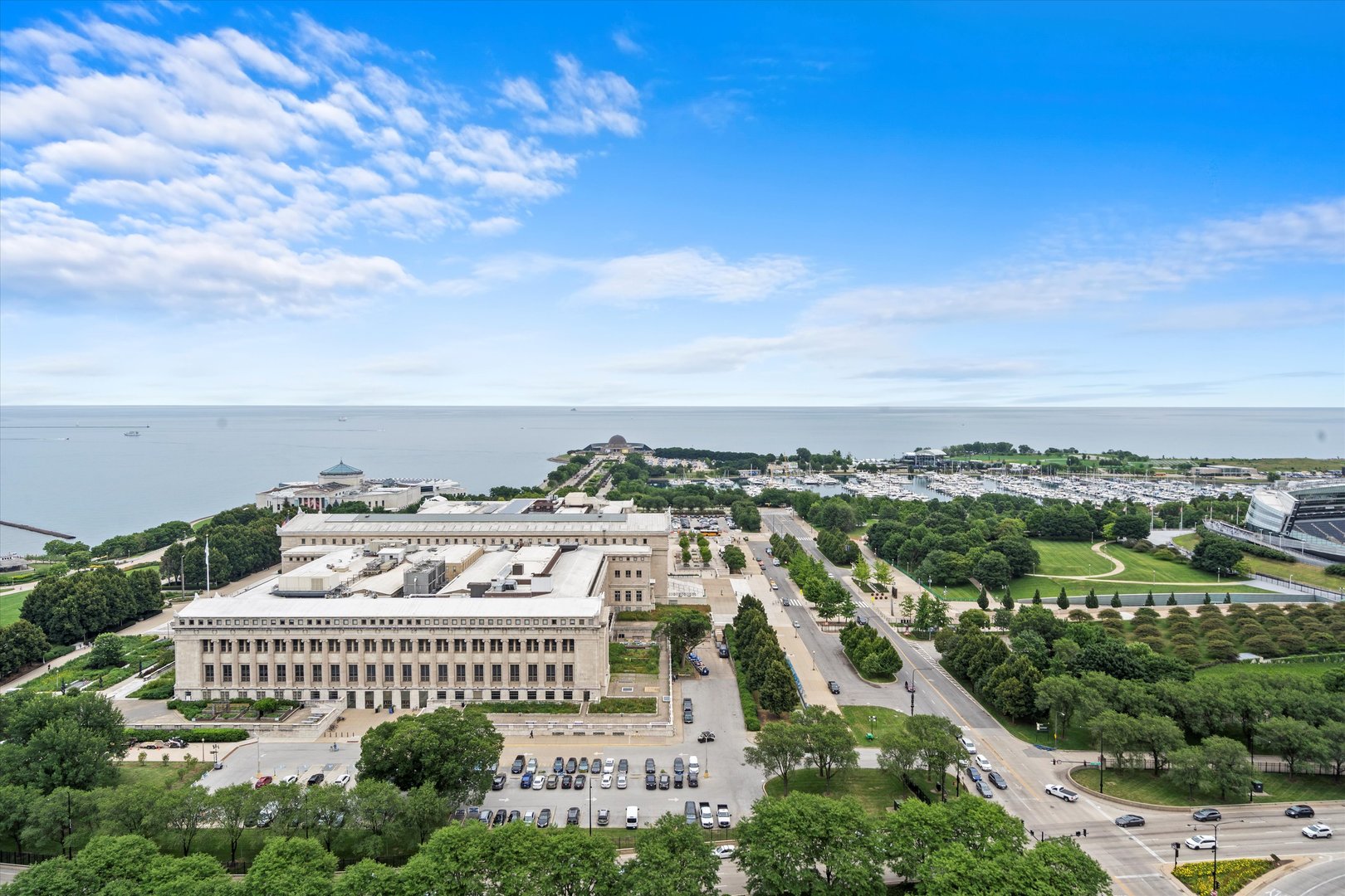 233 East 13th Street, Unit 601 Chicago, IL 60605 - Photo 32 of 34