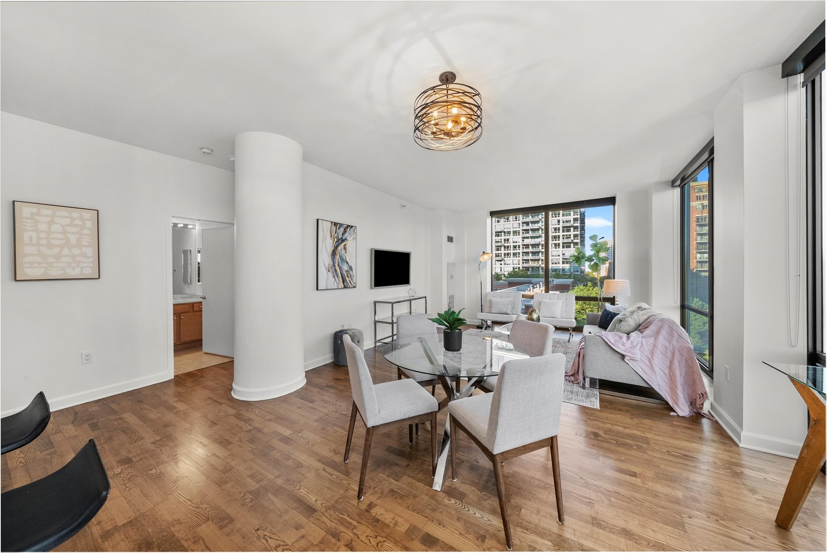 233 East 13th Street, Unit 601 Chicago, IL 60605 - Photo 10 of 34