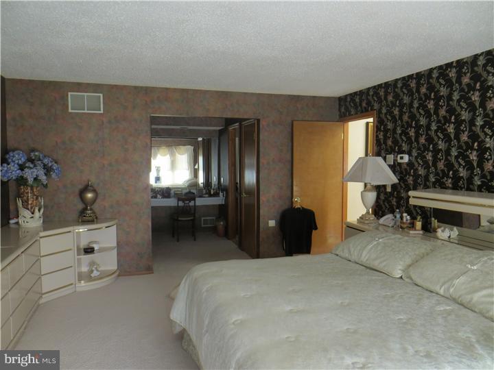 9 Buck Road Yardville, NJ 08620 - Photo 12 of 25 Master Bedroom