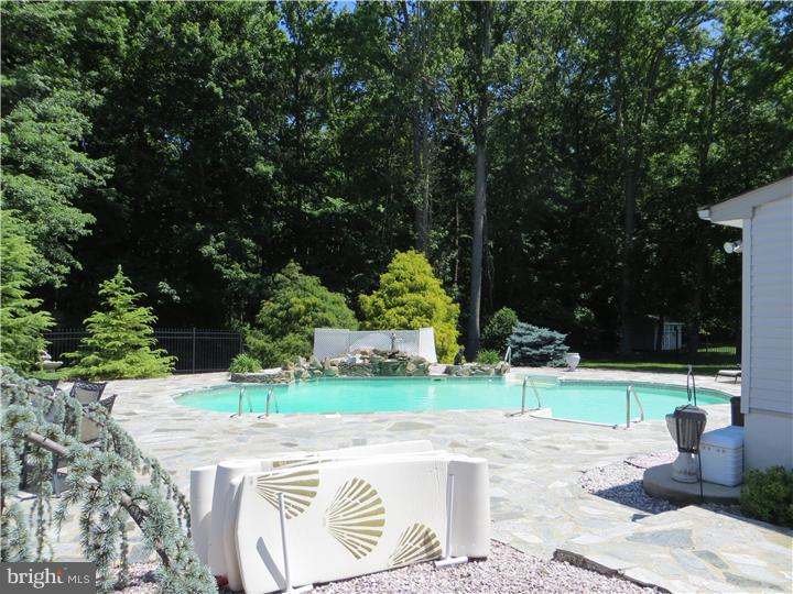 9 Buck Road Yardville, NJ 08620 - Photo 18 of 25 Pool