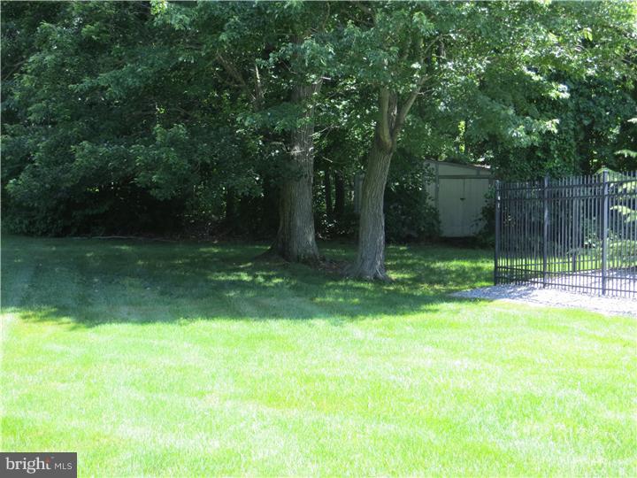 9 Buck Road Yardville, NJ 08620 - Photo 23 of 25 Storage Shed