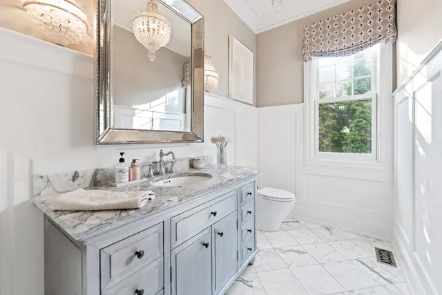 $2,400,000 | 39W162 Longmeadow Lane, St. Charles, IL 60175