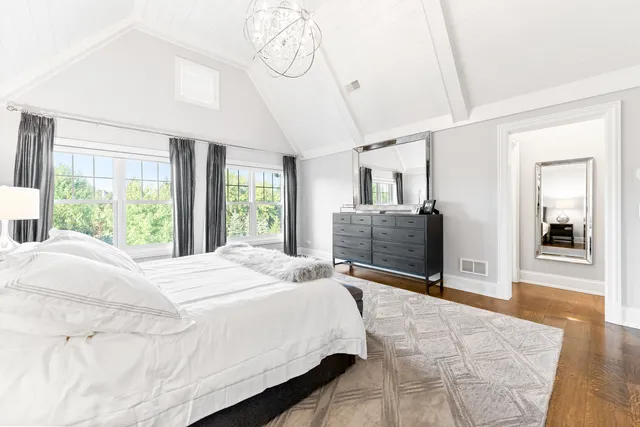 $2,400,000 | 39W162 Longmeadow Lane, St. Charles, IL 60175