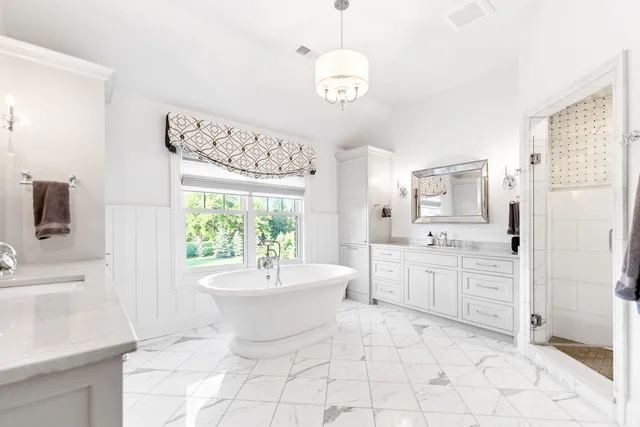 $2,400,000 | 39W162 Longmeadow Lane, St. Charles, IL 60175