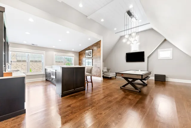 $2,400,000 | 39W162 Longmeadow Lane, St. Charles, IL 60175