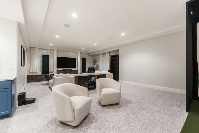 $2,400,000 | 39W162 Longmeadow Lane, St. Charles, IL 60175