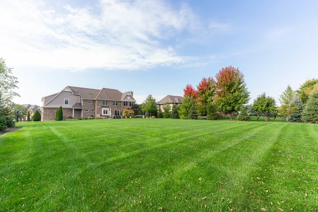 $2,400,000 | 39W162 Longmeadow Lane, St. Charles, IL 60175