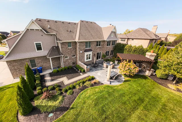 $2,400,000 | 39W162 Longmeadow Lane, St. Charles, IL 60175