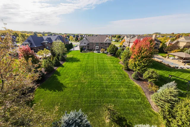 $2,400,000 | 39W162 Longmeadow Lane, St. Charles, IL 60175