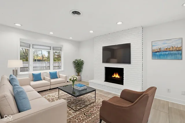 $354,900 | 5430 Skyridge Drive, Indianapolis, IN 46250