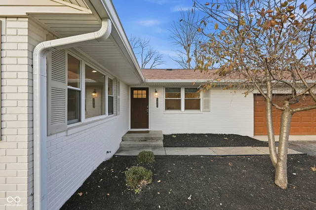 $354,900 | 5430 Skyridge Drive, Indianapolis, IN 46250