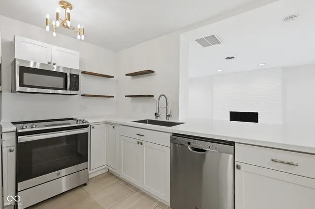 $354,900 | 5430 Skyridge Drive, Indianapolis, IN 46250