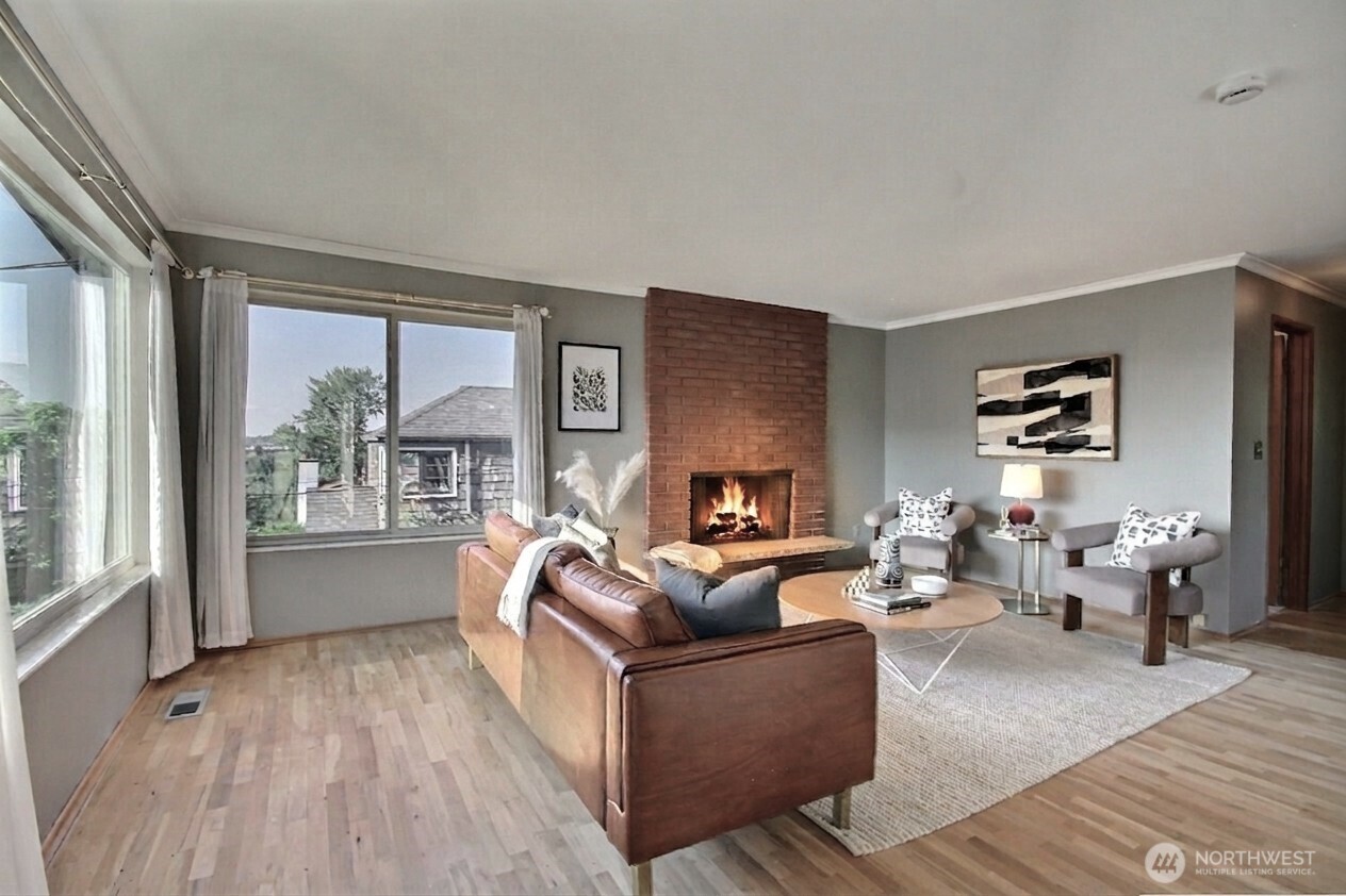 326 Renton Avenue South Renton, WA 98057 - Photo 4 of 37 Gallery Image 4