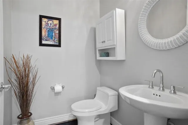 $869,900 | 8700 Crestview Drive, Denton, TX 76207