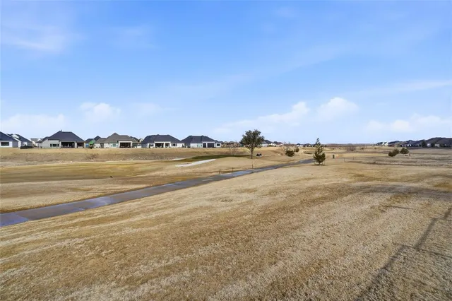 $869,900 | 8700 Crestview Drive, Denton, TX 76207