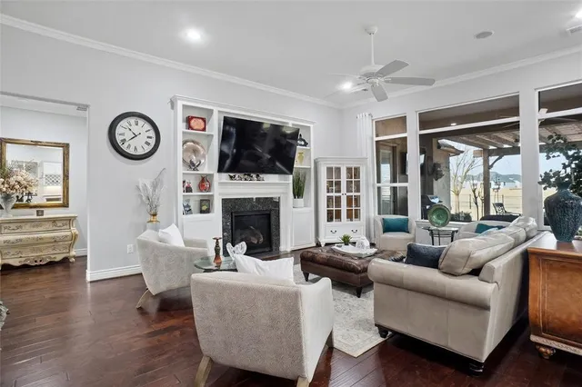 $869,900 | 8700 Crestview Drive, Denton, TX 76207