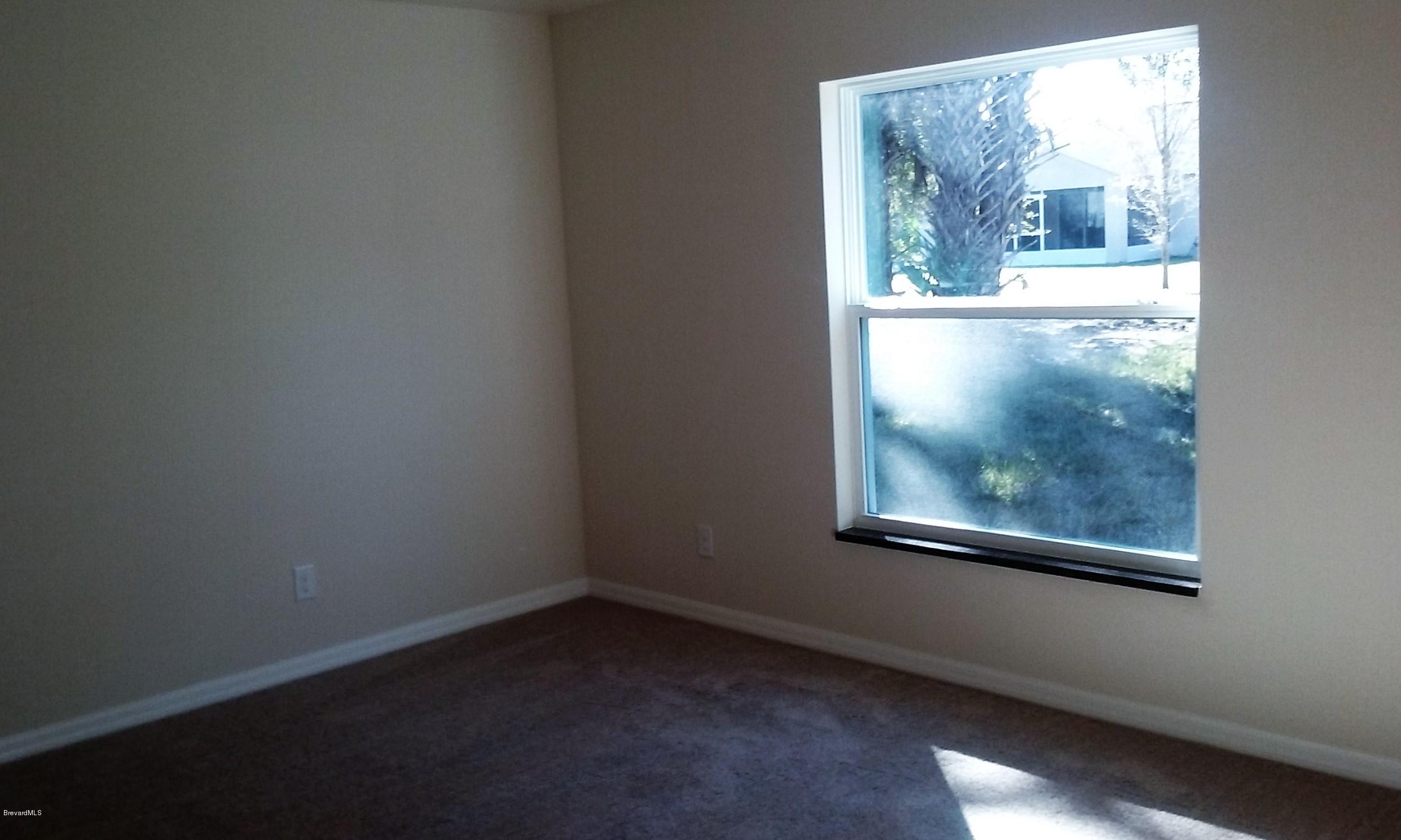 481 Crystal Mist Road Northwest Palm Bay, FL 32907 - Photo 13 of 24 20160205_100202