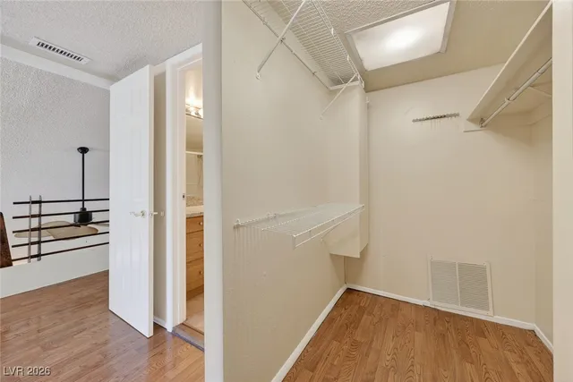 $2,115 | 1114 Vegas Valley Drive, Las Vegas, NV 89109