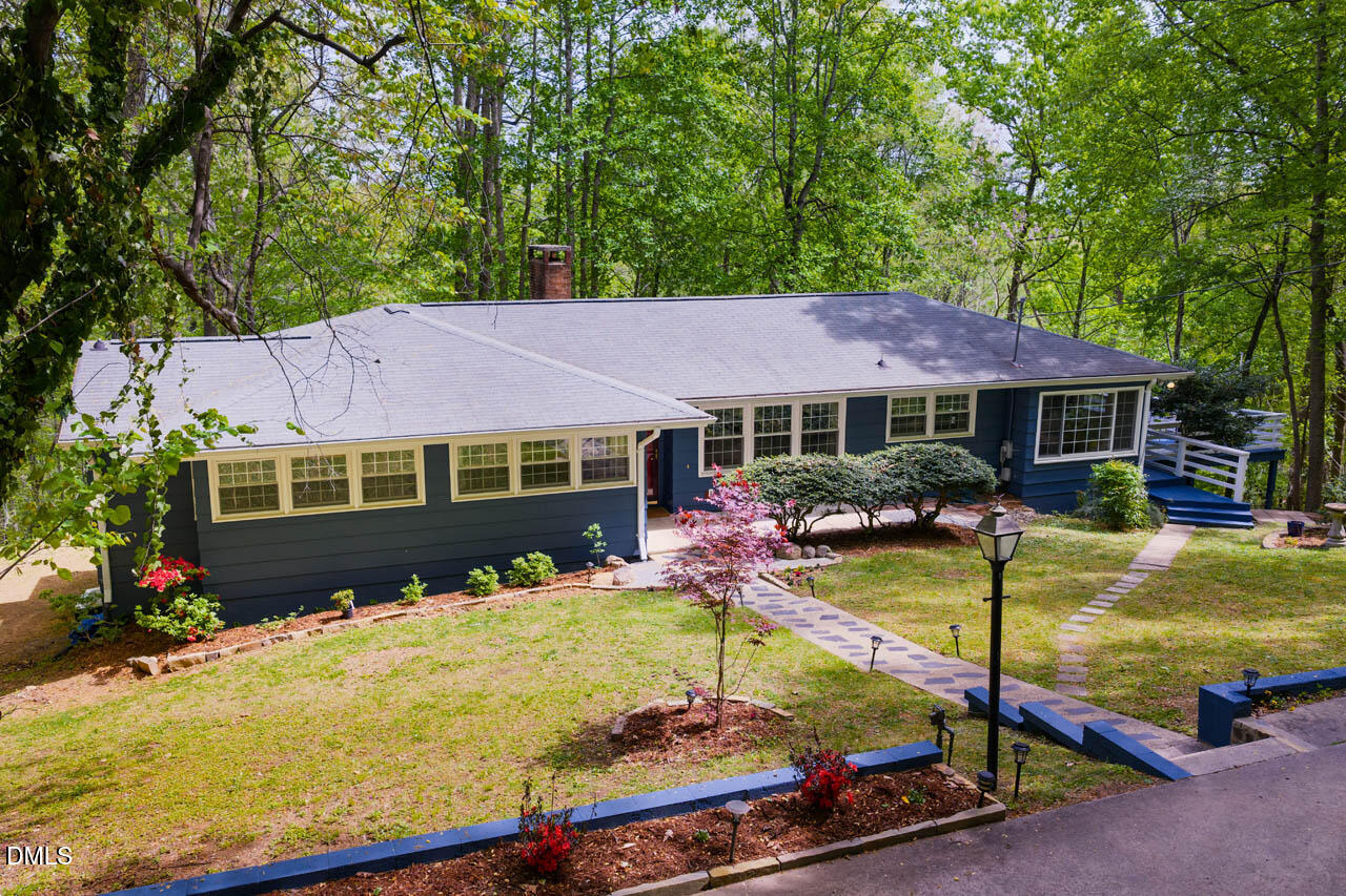 31 Mt Bolus Road Chapel Hill, NC 27514 - Photo 3 of 70