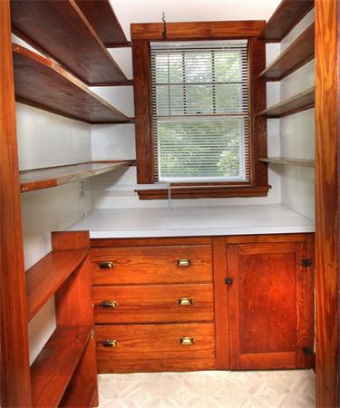 33 Howitt Road Boston, MA 02132 - Photo 10 of 29 Gallery Image 10