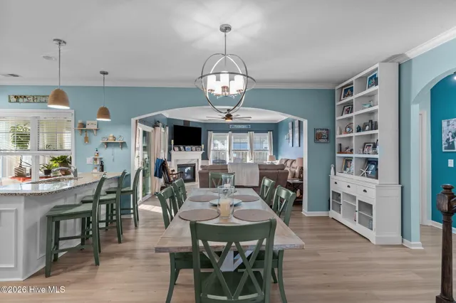 $639,900 | 6175 Meadowgrove Loop, Wilmington, NC 28409