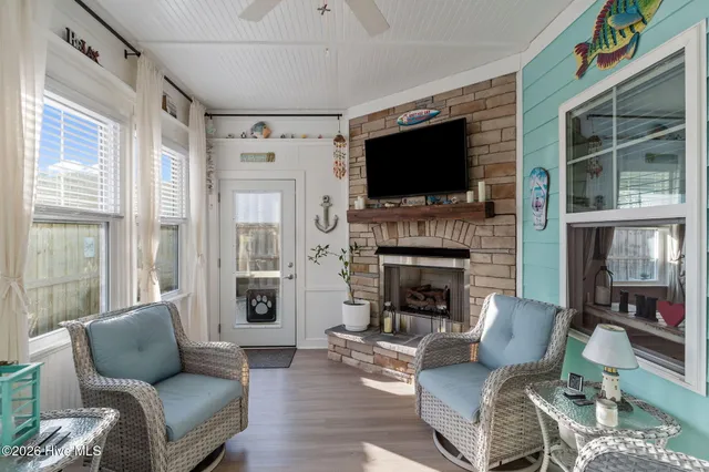 $639,900 | 6175 Meadowgrove Loop, Wilmington, NC 28409