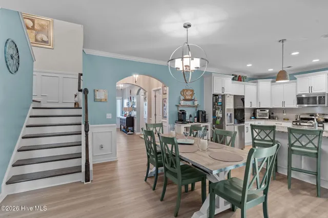 $639,900 | 6175 Meadowgrove Loop, Wilmington, NC 28409