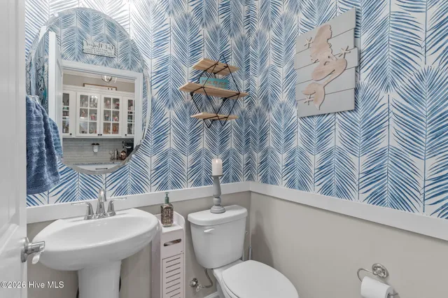 $639,900 | 6175 Meadowgrove Loop, Wilmington, NC 28409