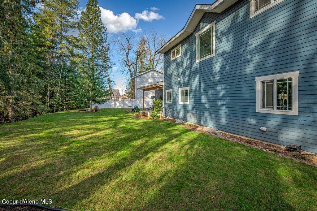411 Louis Lane Sandpoint, ID 83864 - Photo 32 of 44 ample outdoor space