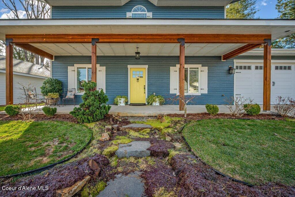 411 Louis Lane Sandpoint, ID 83864 - Photo 4 of 44 Front Porch
