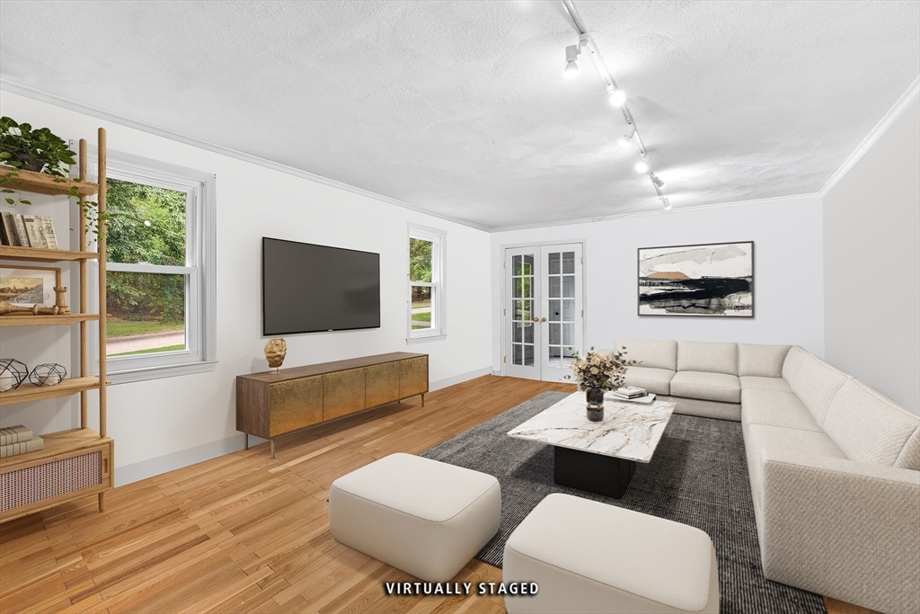 3 Stonehill Road Marlborough, MA 01752 - Photo 4 of 29 Gallery Image 4